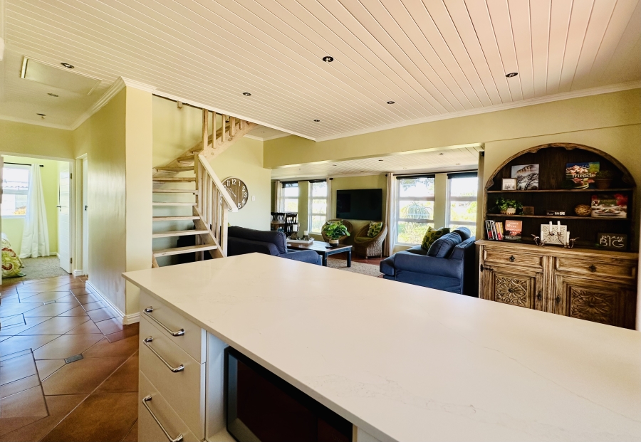 4 Bedroom Property for Sale in Fisherhaven Western Cape